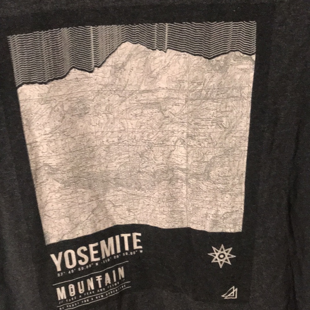 Le 31 organic cotton Yosemite Mountain tee shirt super cool!